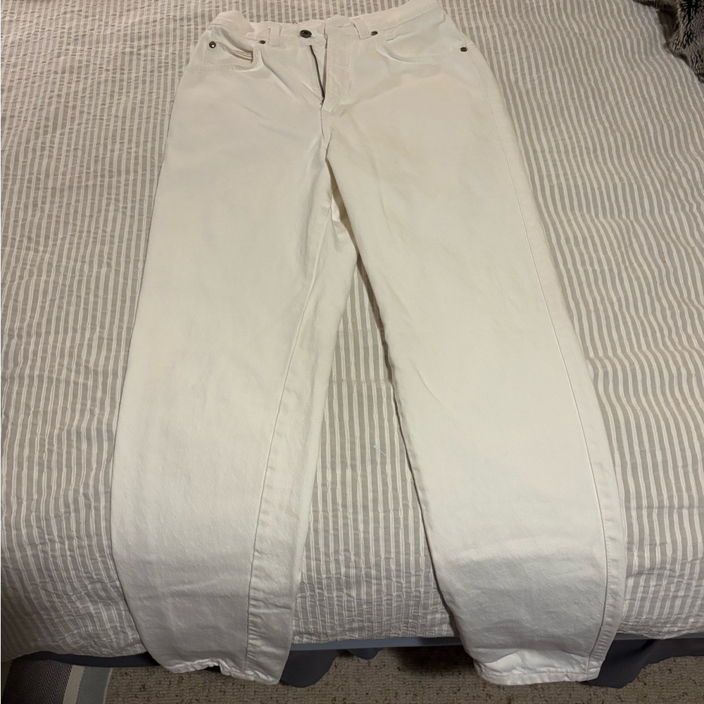 Levi's Women's Off-White Straight Leg Jeans